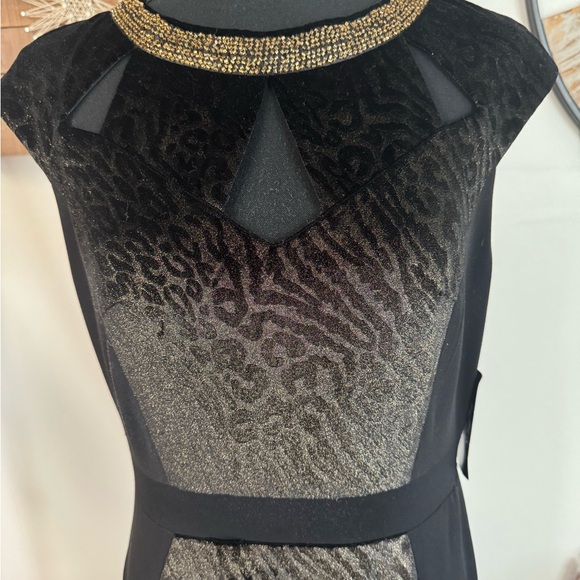 Sz 10 Jax black maxi dress cut out beads neckline Gold zipper fully lined MWT - Picture 2 of 9